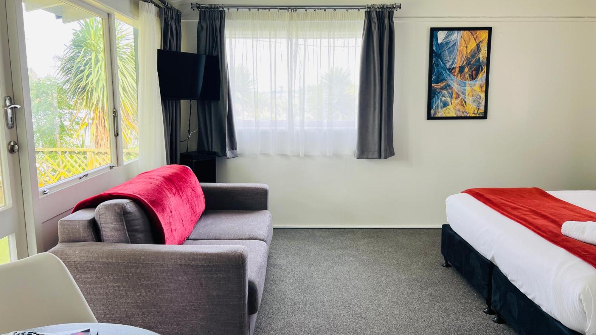 18Th Avenue Thermal Motel Tauranga Exteriör bild